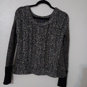 American Eagle Outfitters Pullover Sweater Women's Sz.XS  Black/White